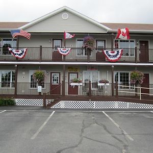 Bishops Country Inn Motel